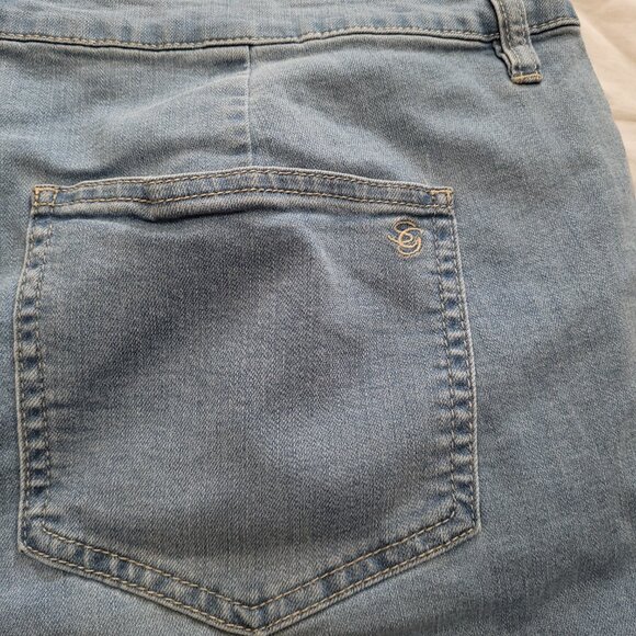 Susan Graver Regular Relaxed Straight Leg Denim Wide Cuff Pockets Light Wash 24W - Picture 7 of 12